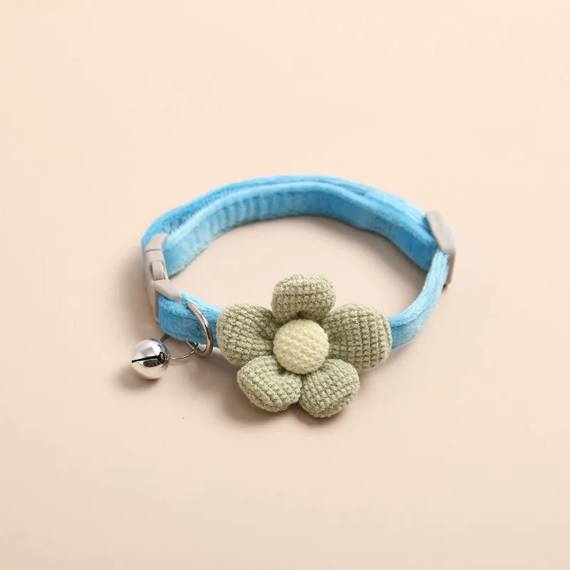 Adjustable Collar with Floral Pattern