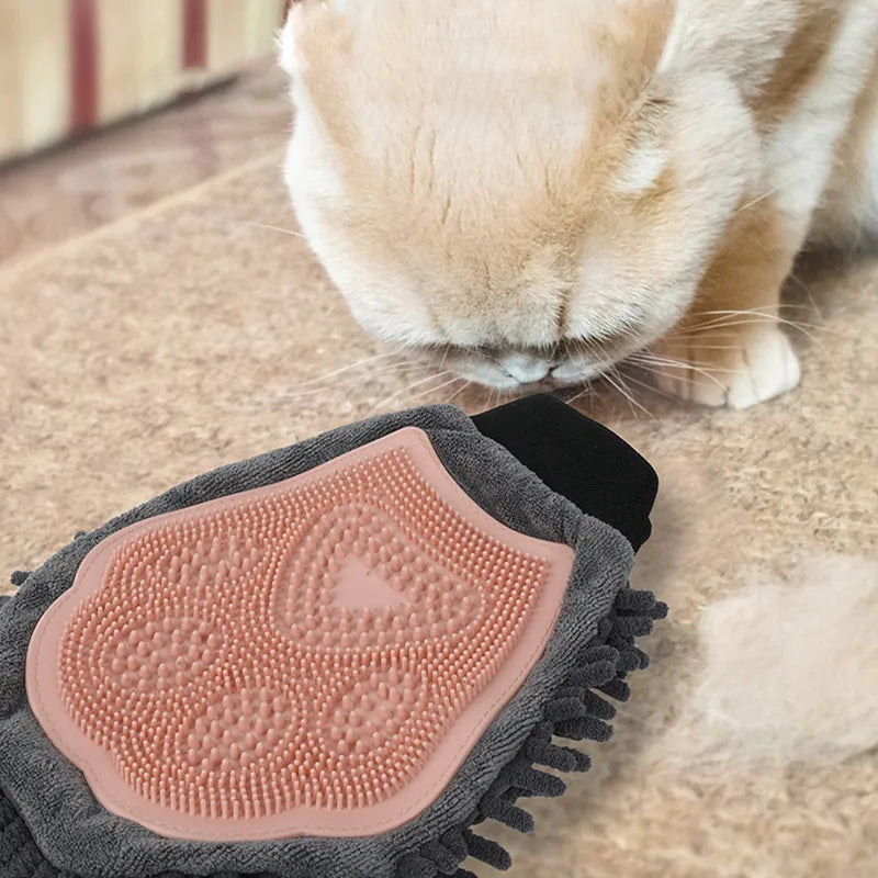 2-in-1 Grooming Glove With Microfiber And Silicone - Gentle Massage And Efficient Hair Removal For Dogs And Cats